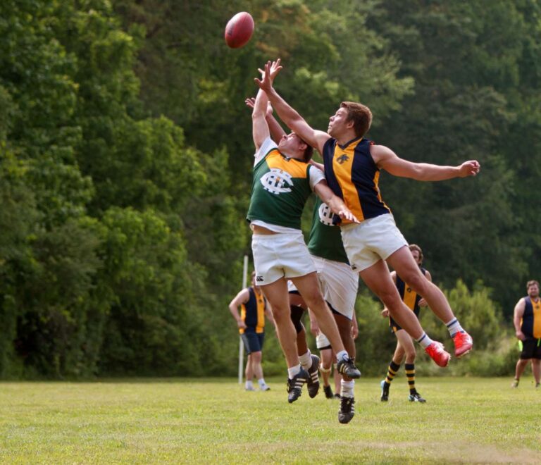 Aussie Rules Football in Australia: A Riveting Ride of a Sport